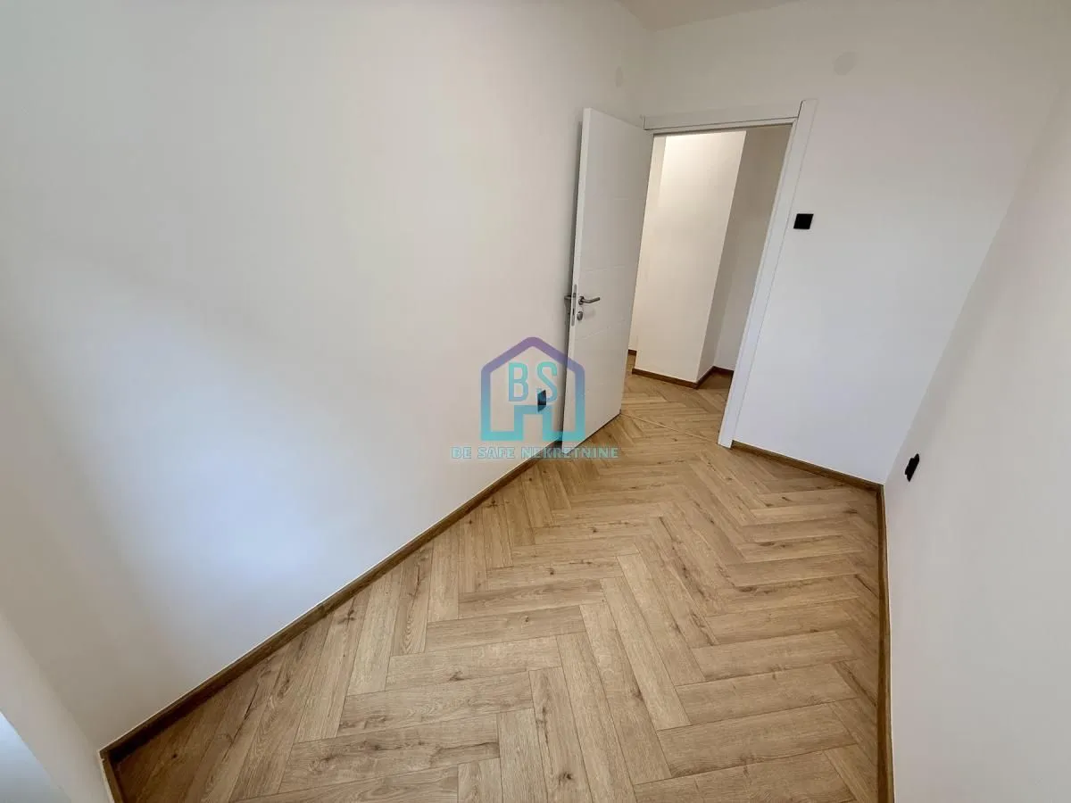 Prodaja, trosoban stan, 73m², Bulevar Oslobodjenja, Novi Sad Sve Podlokacije