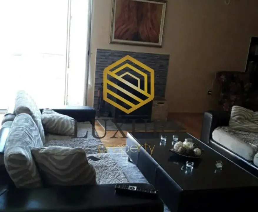 Izdavanje, kuća, 500m², Donja Gorica, Podgorica