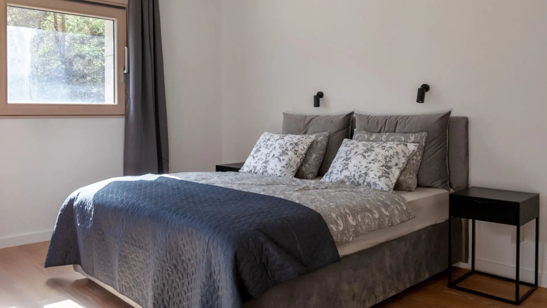 Sale, three bedroom apartment, 136m², Kotor, Crna Gora