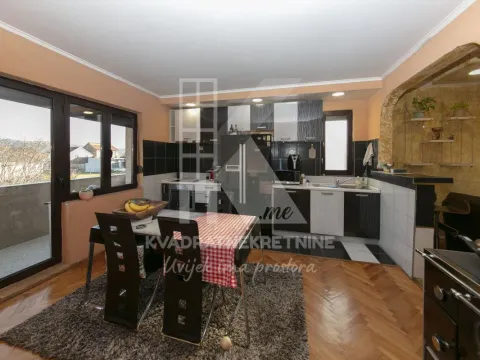 Sale, house, 330m², Zlatica, Podgorica - image 10