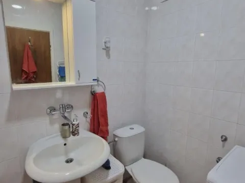 Izdavanje, dvosoban stan, 46m², Sajmište, Novi Sad - image 12