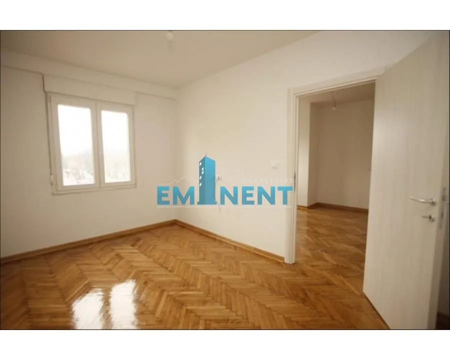Rent, two bedroom apartment, 46m², Palilula Sve Podlokacije, Beograd