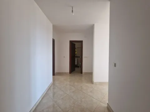 Sale, two bedroom apartment, 120m², Bečići, Budva - image 7