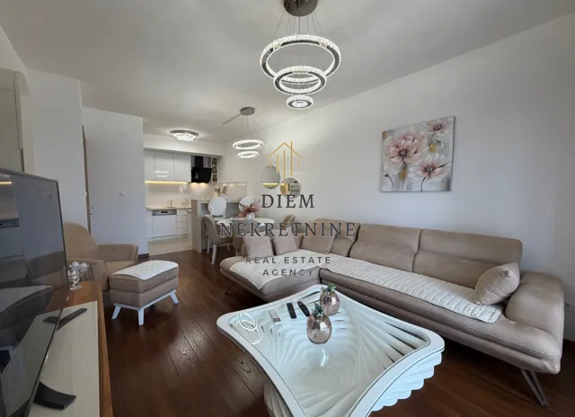 Rent, one bedroom apartment, 52m², Master Kvart, Podgorica