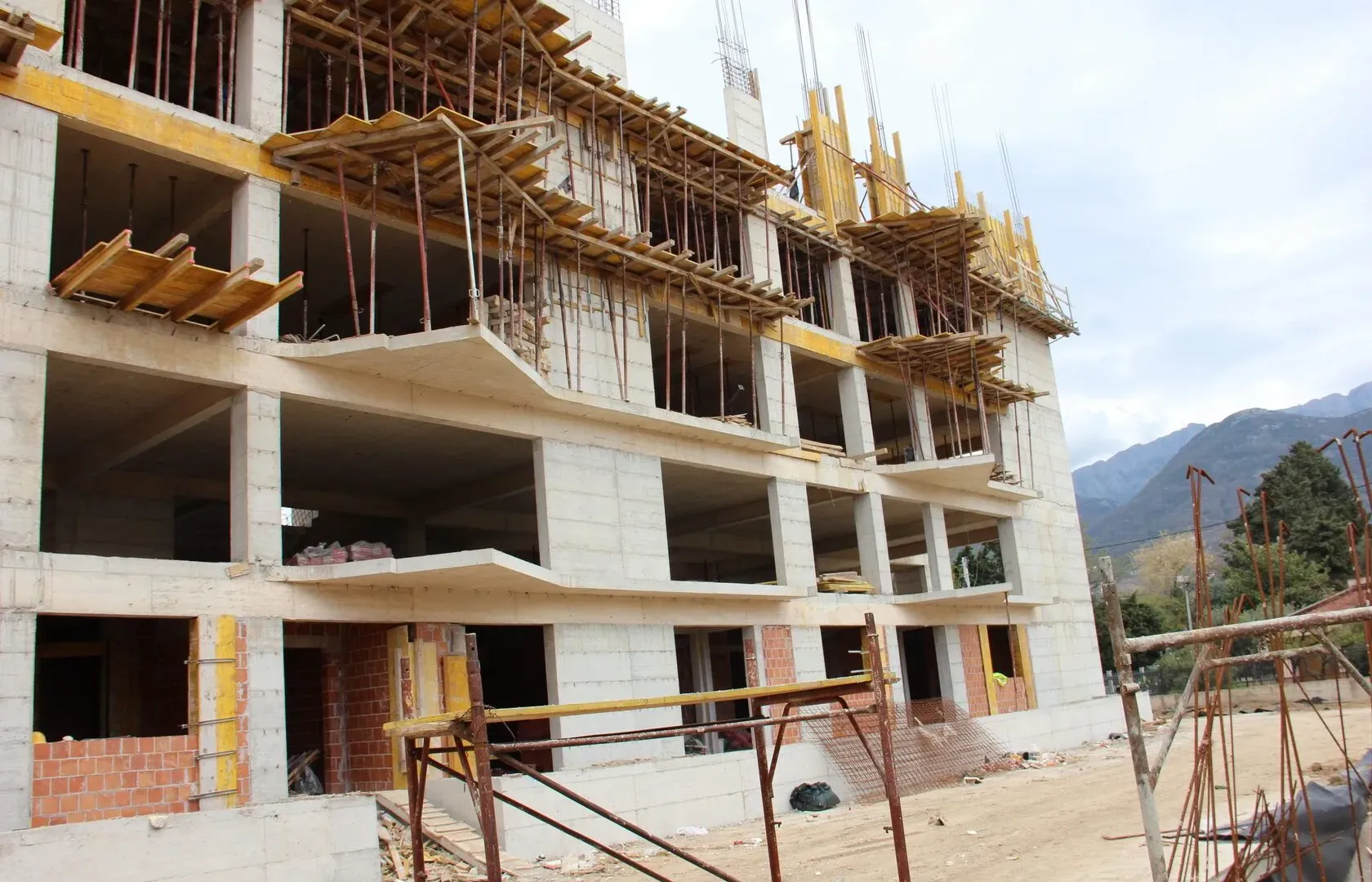 Sale, apartment, 6200m², Bar, Crna Gora
