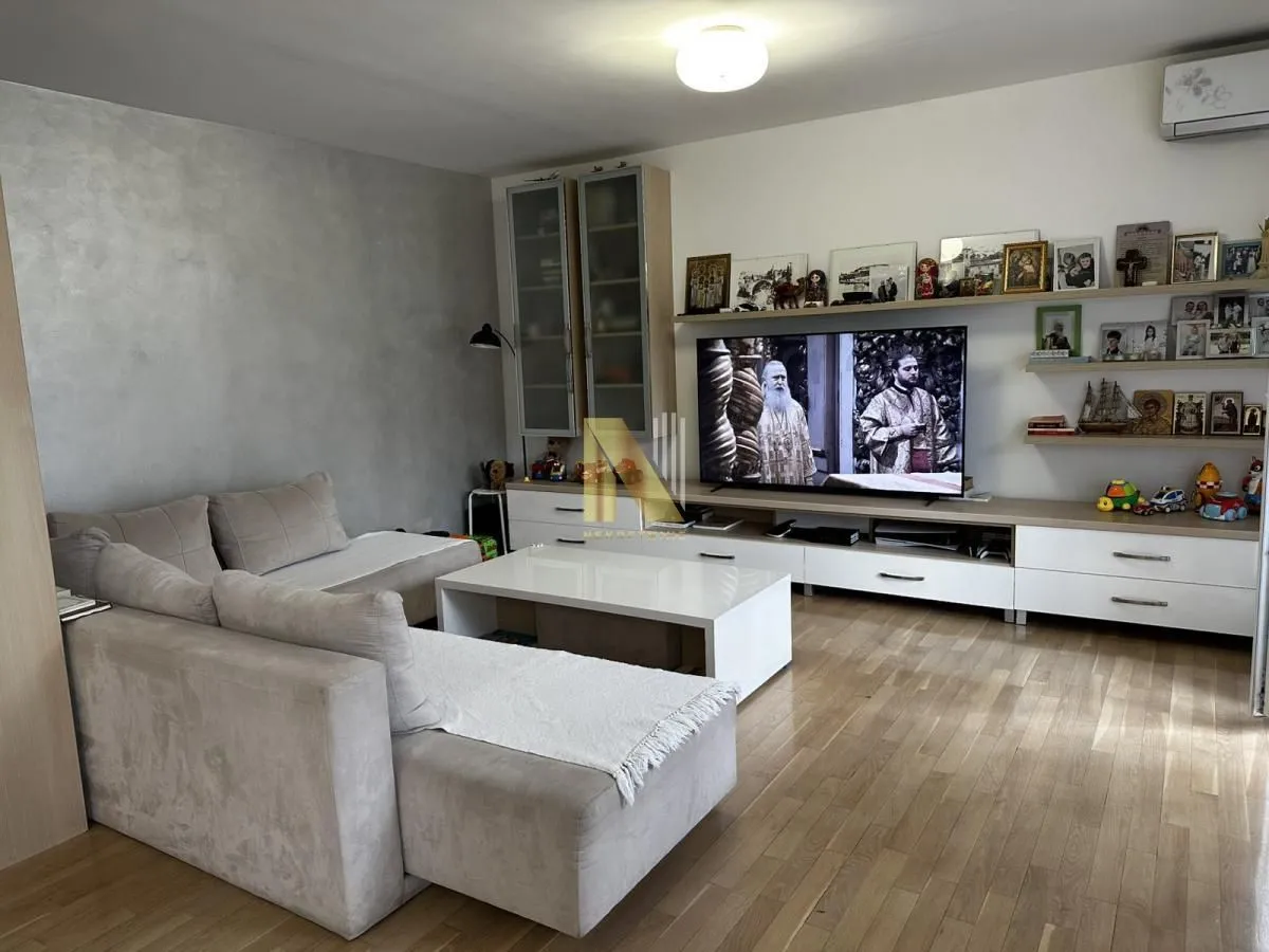 Prodaja, četvorosoban stan, 94m², Novo naselje, Novi Sad