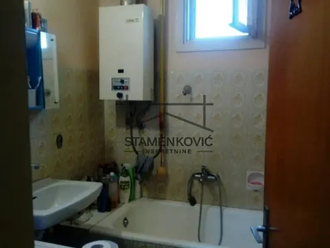 Prodaja, kuća, 275m², Futog, Novi Sad Sve Podlokacije - image 5