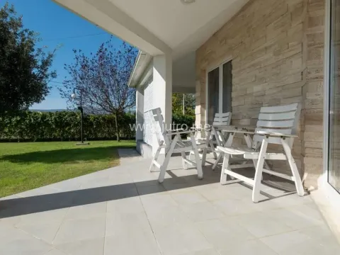 Rent, house, 200m², Gorica, Danilovgrad - image 27