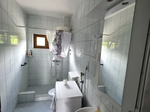 Izdavanje, trosoban stan, 70m², Mrčevac, Tivat - image 5