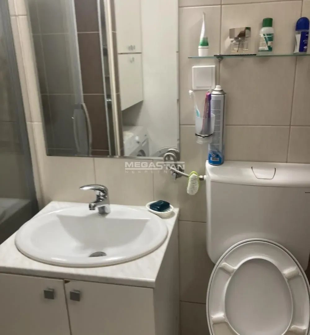 Rent, one bedroom apartment, 41m², Voždovac Sve Podlokacije, Beograd