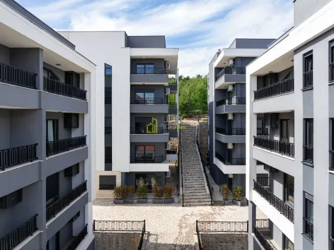 Sale, three bedroom apartment, 90m², Gorica C, Podgorica - image 13