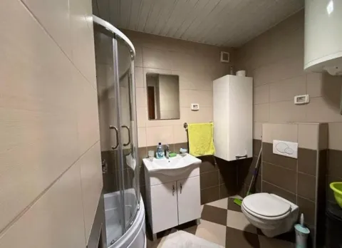 Izdavanje, jednosoban stan, 55m², City Kvart, Podgorica - image 4