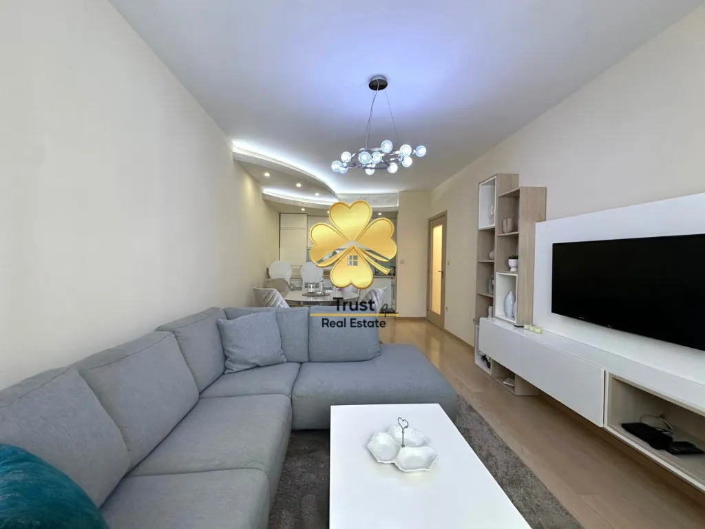 Rent, two bedroom apartment, 70m², City Kvart, Podgorica
