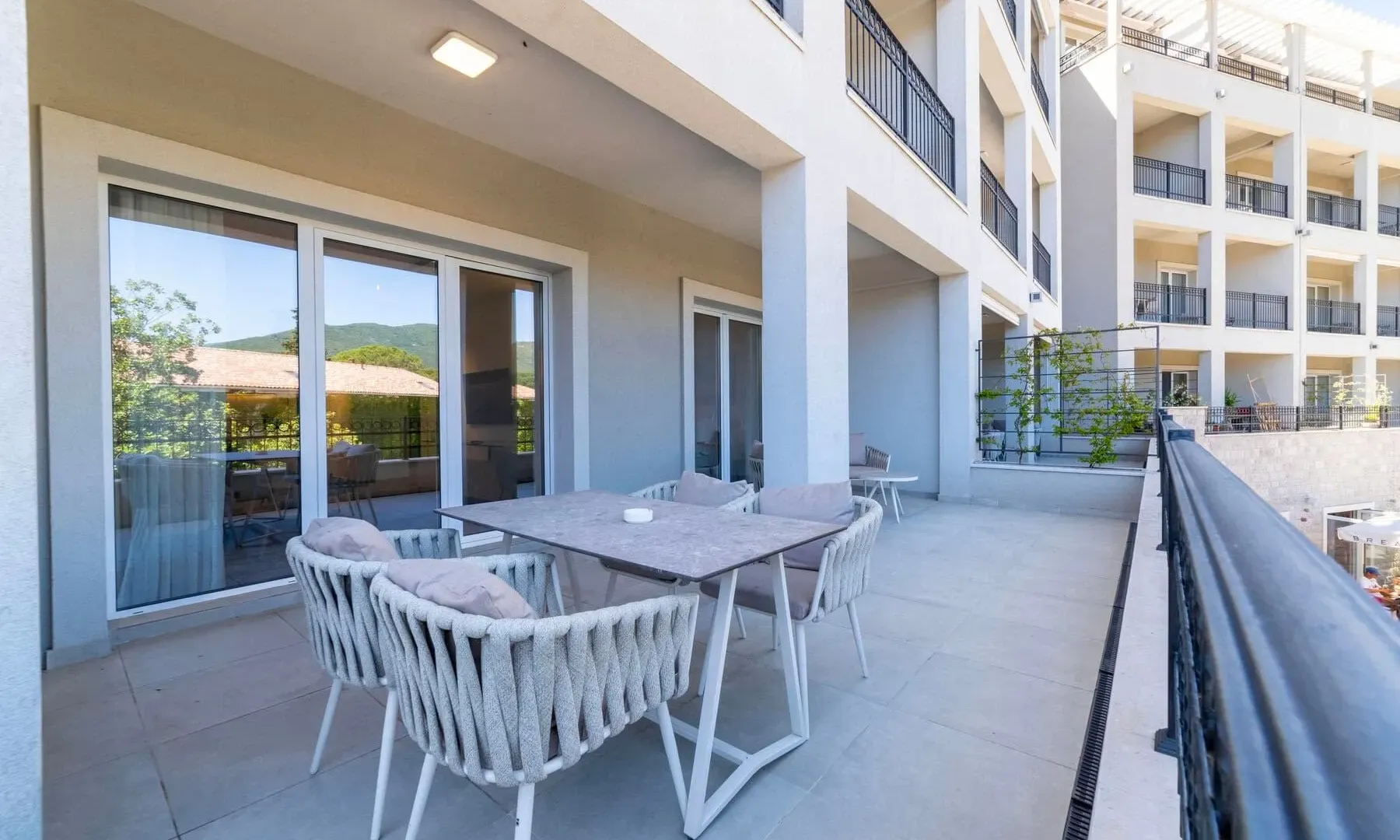 Prodaja, trosoban stan, 79m², Kotor, Crna Gora