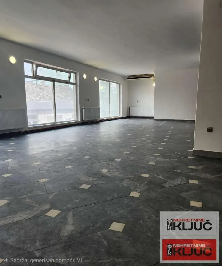Rent, office space, 220m², Centar, Novi Sad