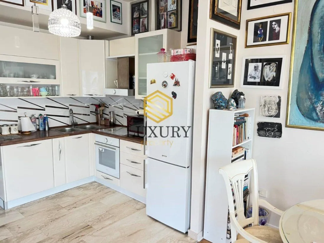 Rent, apartment, 100m², Tre Canne, Budva