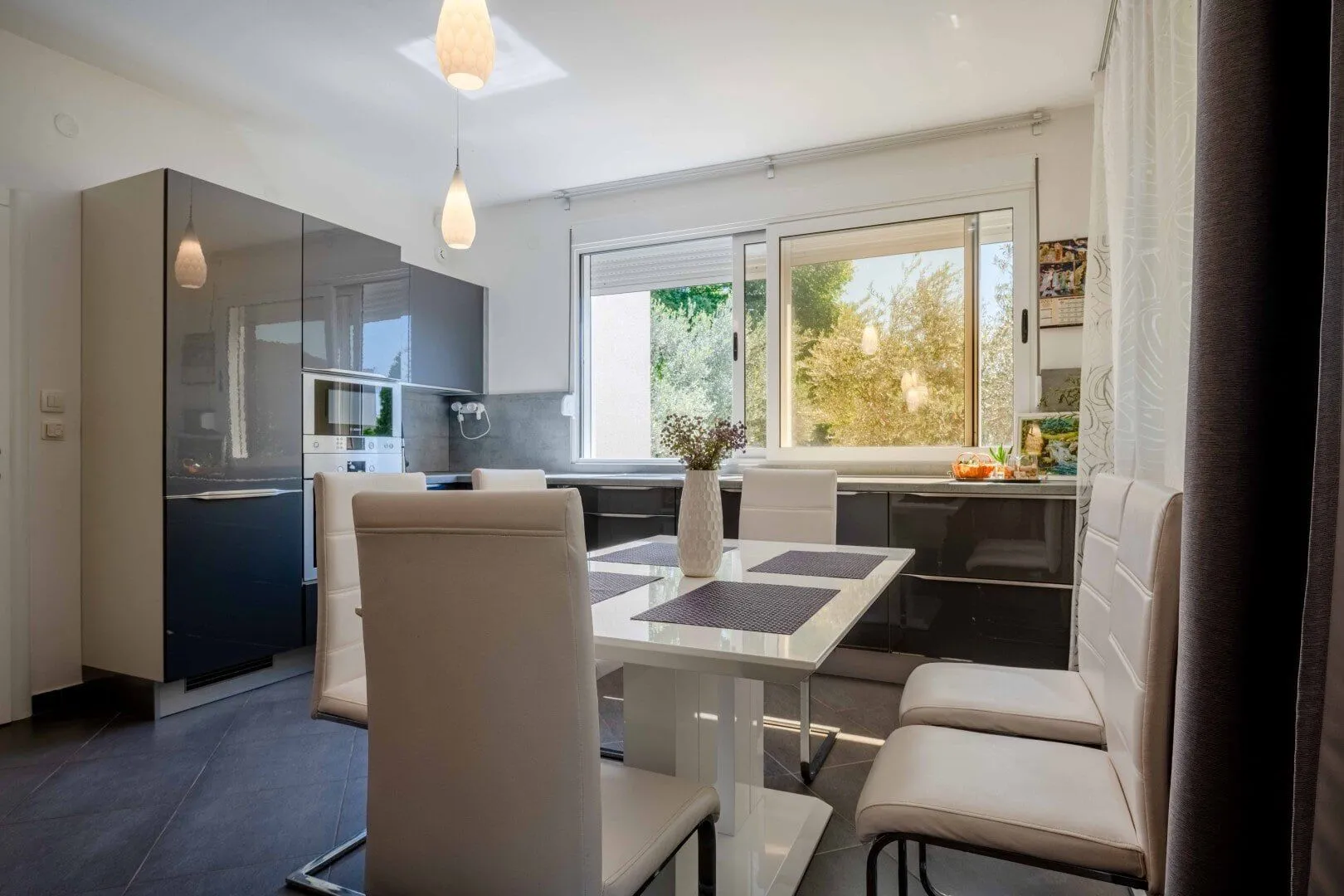 Sale, house, 251m², Katun Reževići, Budva