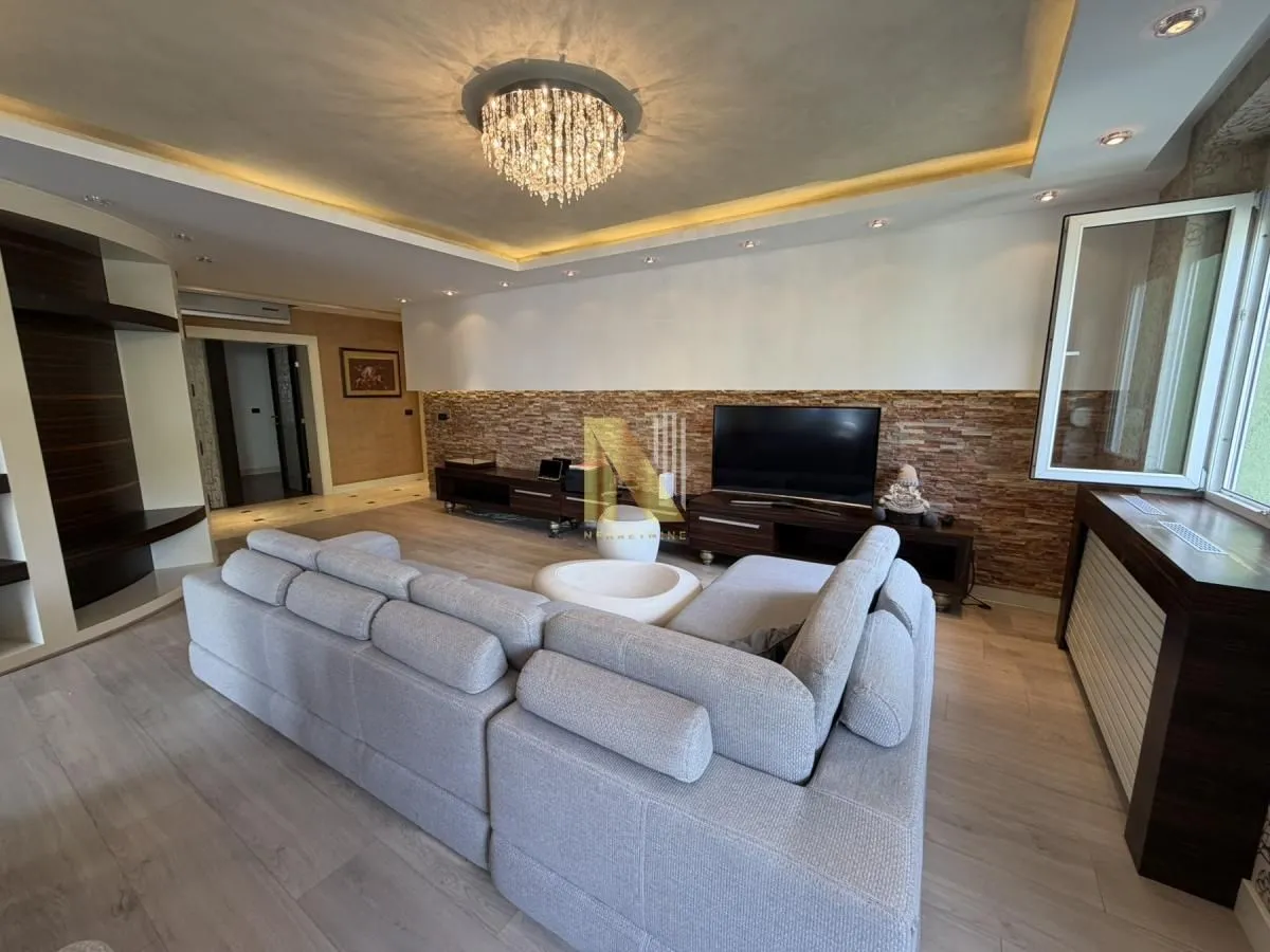 Rent, apartment, 174m², Grbavica, Novi Sad Sve Podlokacije