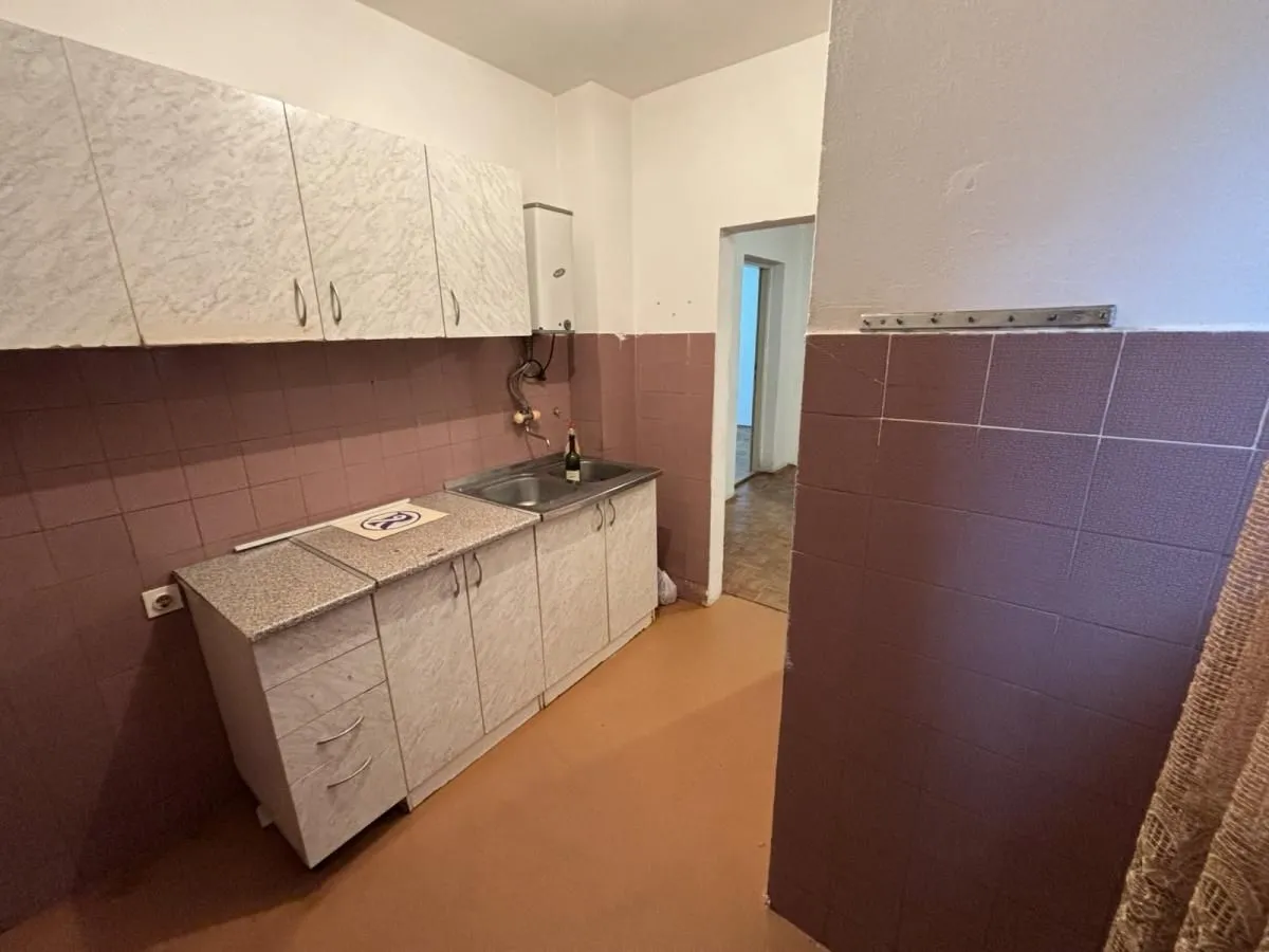 Prodaja, trosoban stan, 75m², Budžino brdo, Jagodina