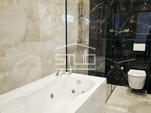 Izdavanje, trosoban stan, 107m², Tašmajdan, Palilula Sve Podlokacije - image 12