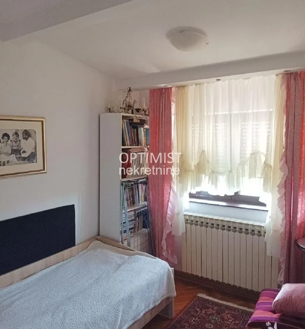 Sale, apartment, 103m², Banovo Brdo, Beograd