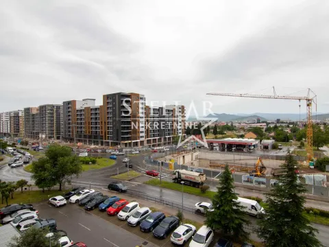 Izdavanje, dvosoban stan, 55m², Stari Aerodrom, Podgorica - image 16