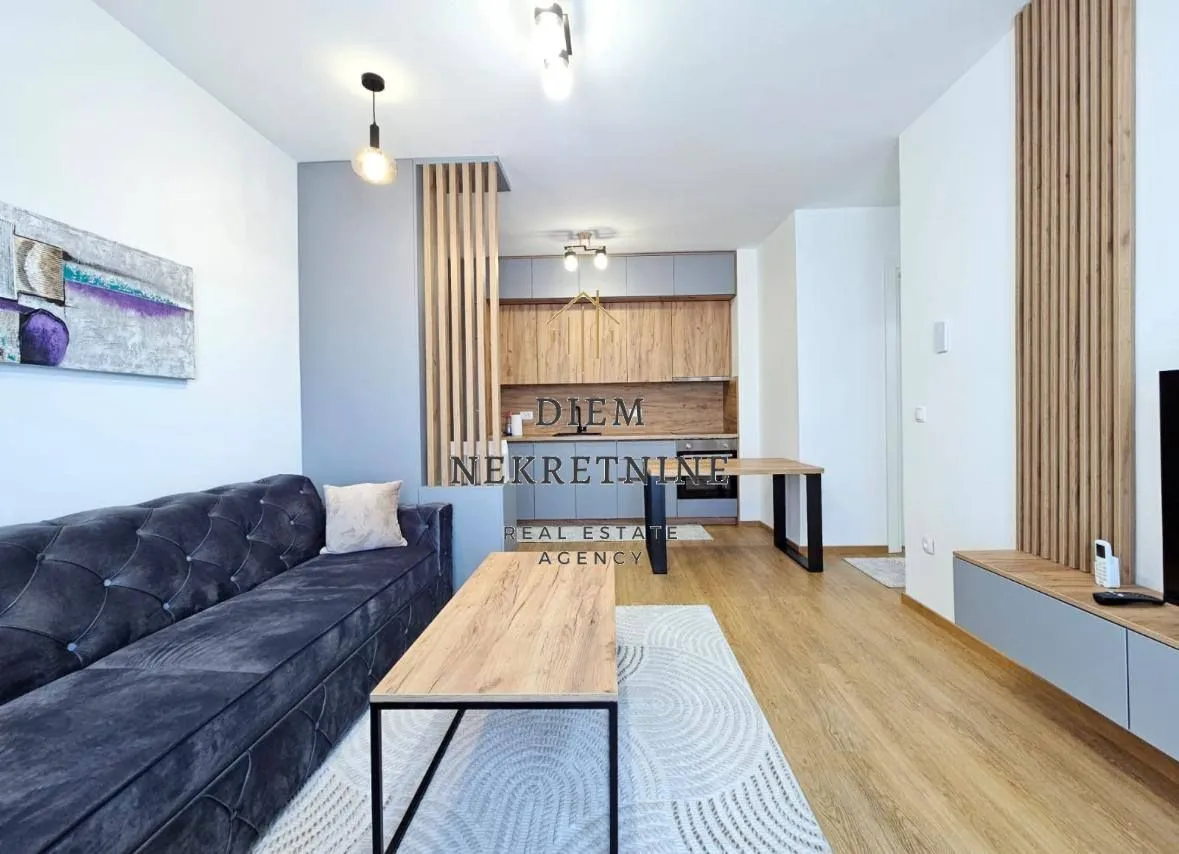 Rent, two bedroom apartment, 55m², Centar, Bar