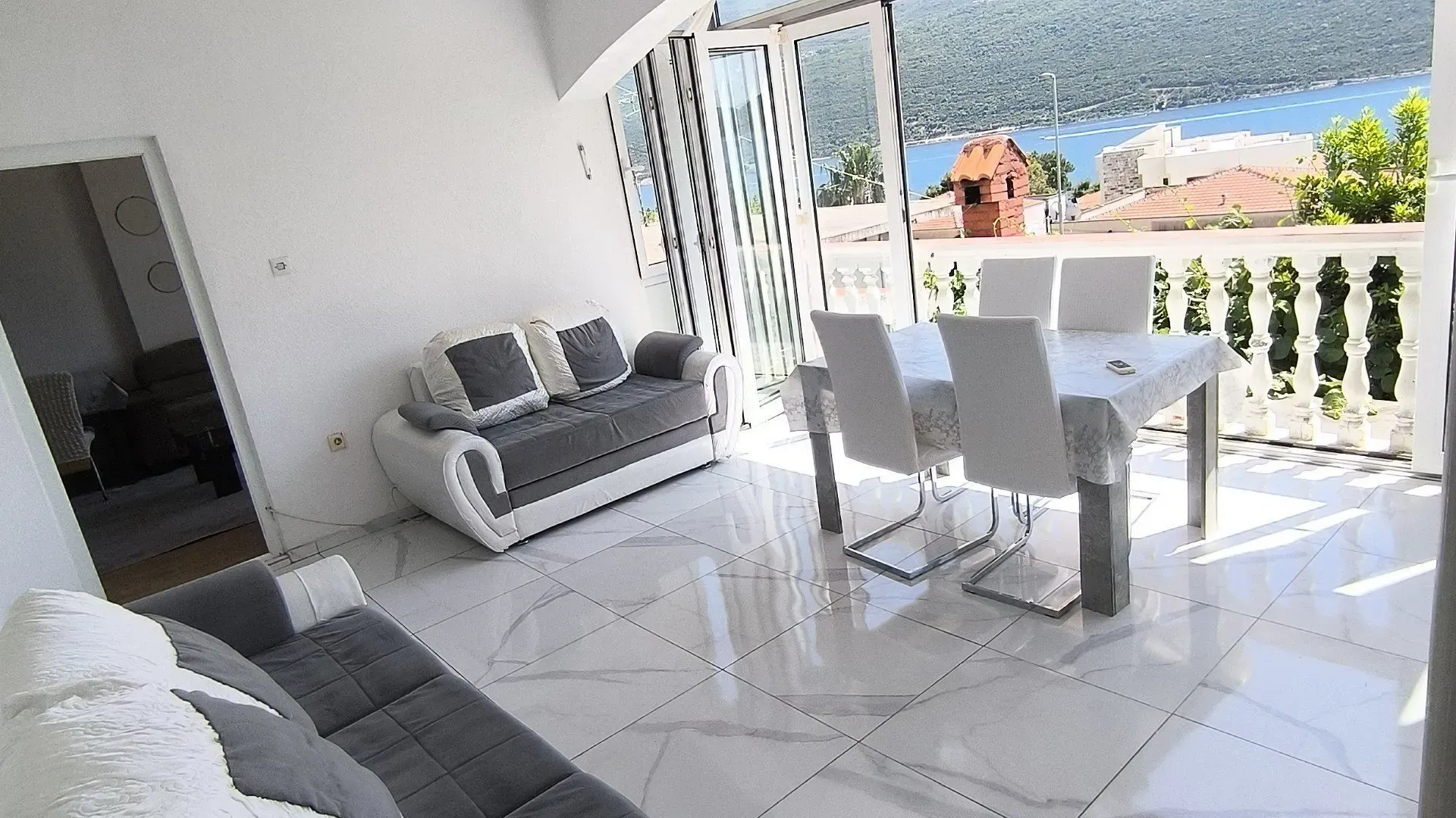 Prodaja, dvosoban stan, 84m², Kumbor, Herceg Novi