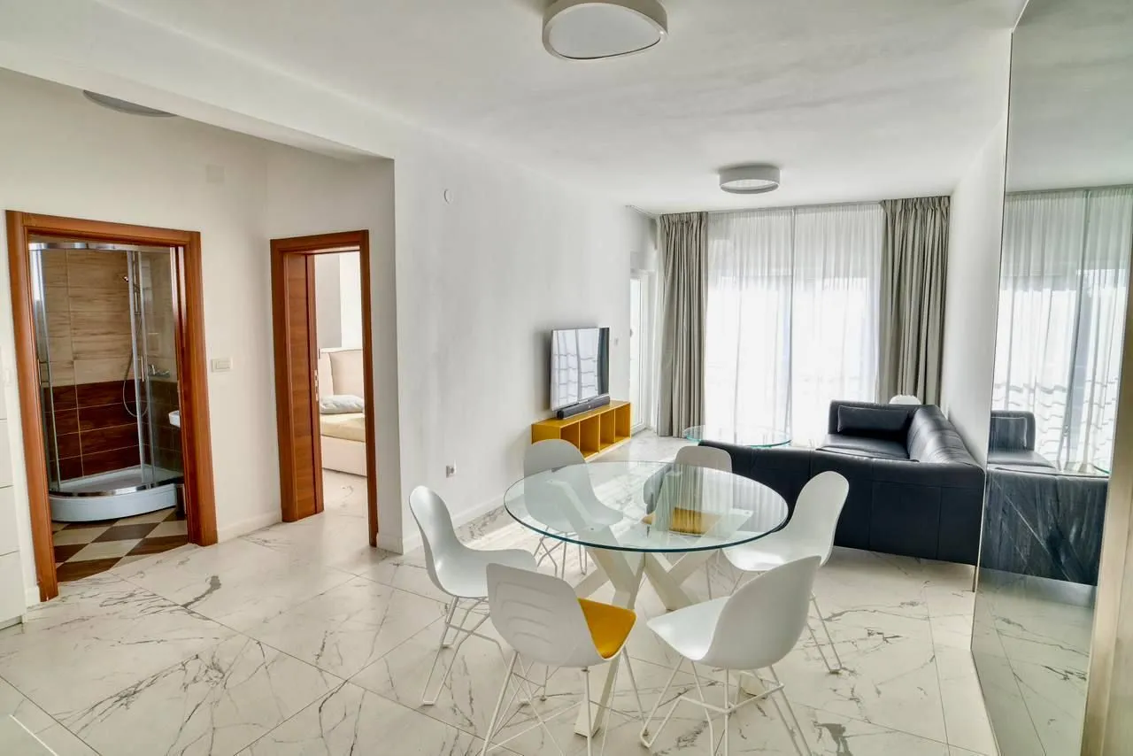 Sale, two bedroom apartment, 60m², Petrovac, Budva