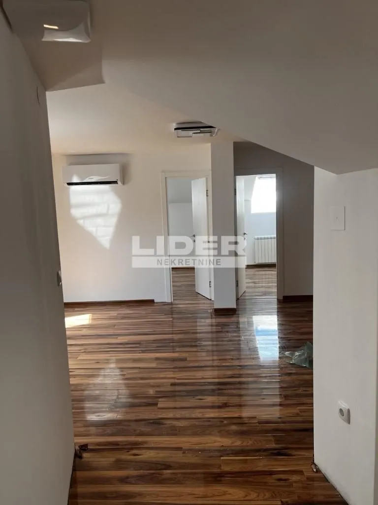 Prodaja, kuća, 78m², Savski Venac, Beograd