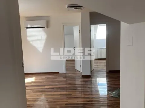 Prodaja, kuća, 78m², Senjak, Beograd