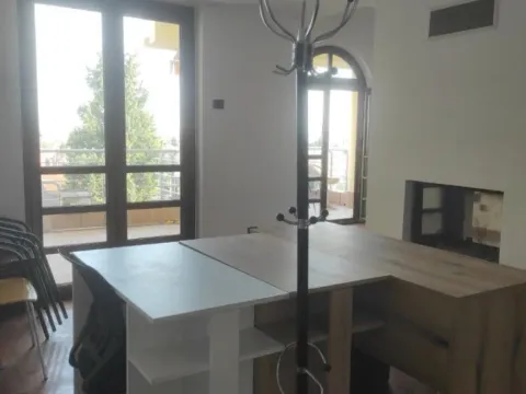 Izdavanje, kuća, 300m², Gorica C, Podgorica - image 3