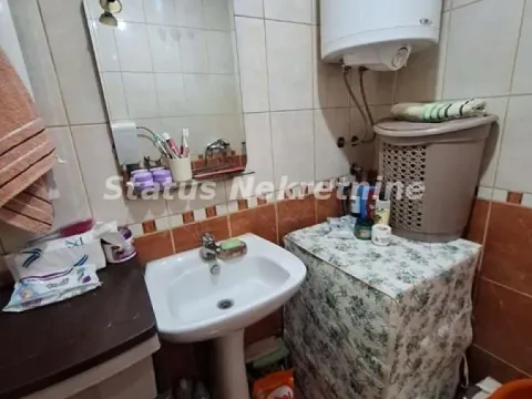 Izdavanje, garsonjera, 30m², Podbara, Novi Sad Sve Podlokacije - image 9