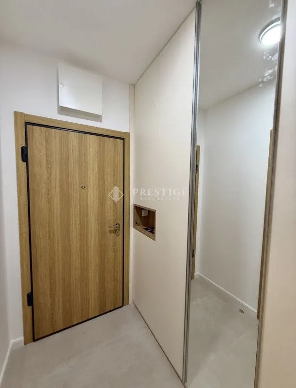 Izdavanje, jednosoban stan, 46m², City Kvart, Podgorica