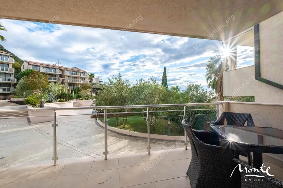 Sale, two bedroom apartment, 78m², Pržno, Budva