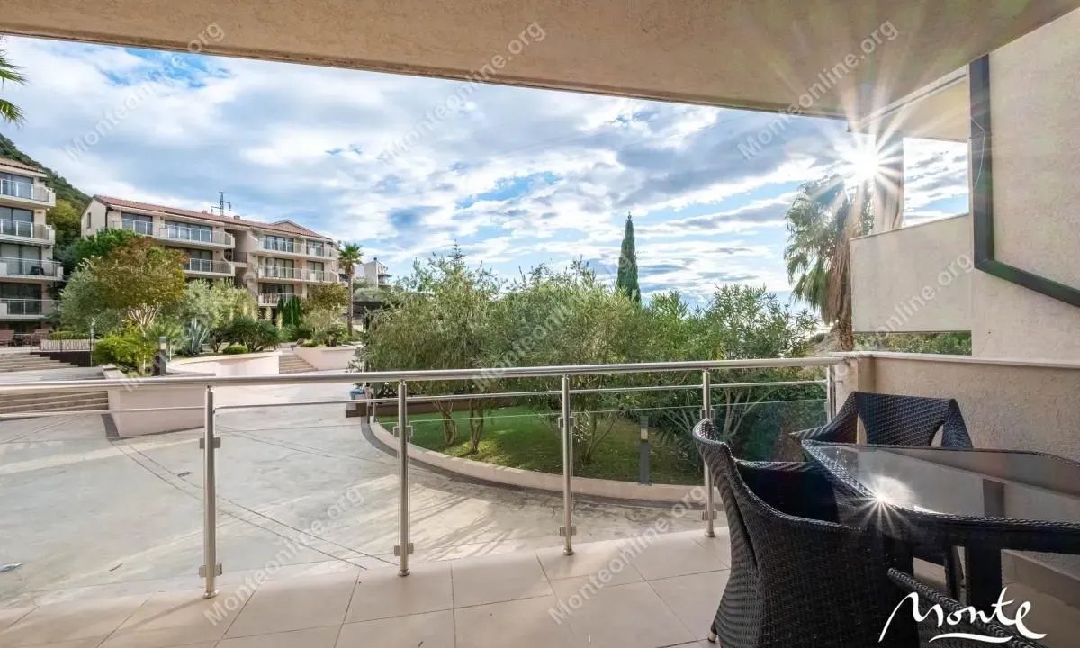 Sale, two bedroom apartment, 78m², Pržno, Budva