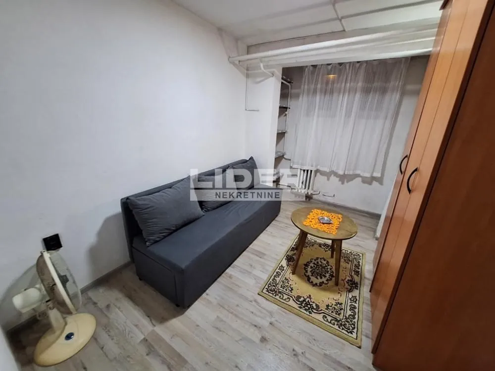 Rent, three bedroom apartment, 47m², Kanarevo Brdo, Beograd