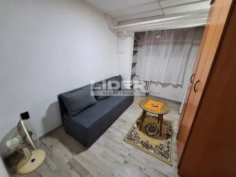 Rent, three bedroom apartment, 47m², Kanarevo Brdo, Beograd - image 3