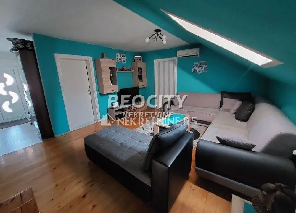 Prodaja, četvorosoban stan, 104m², Batajnica, Beograd