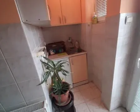 Izdavanje, dvosoban stan, 50m², Centar, Niš - image 9