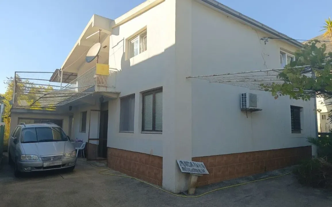 Sale, house, 215m², Šušanj, Bar