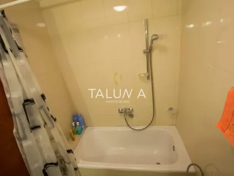 Izdavanje, dvosoban stan, 68m², Preko Morače, Podgorica - image 7