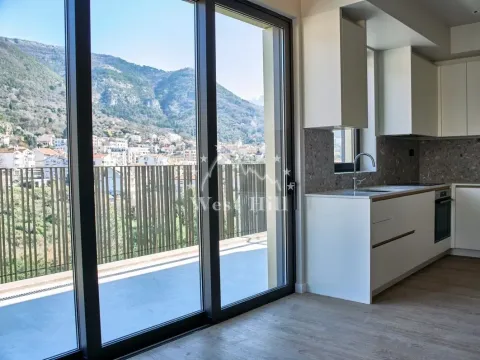 Prodaja, dvosoban stan, 102m², Tivat, Crna Gora - image 13