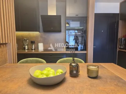 Prodaja, dvosoban stan, 82m², Novi Beograd Blok 65, Novi Beograd Sve Podlokacije - image 4