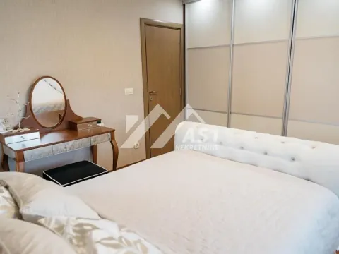 Izdavanje, četvorosoban stan, 120m², Lipov gaj, Novi Sad Sve Podlokacije - image 8