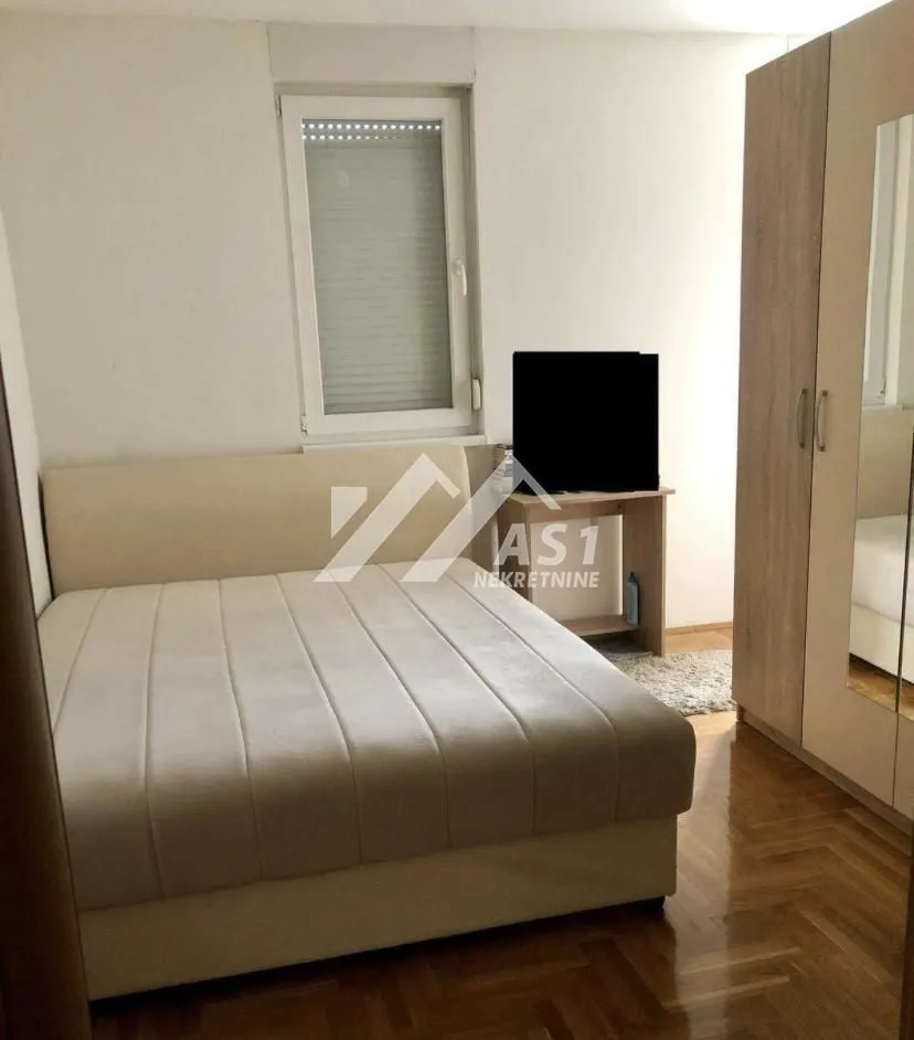 Izdavanje, trosoban stan, 60m², Bulevar Evrope, Novi Sad Sve Podlokacije