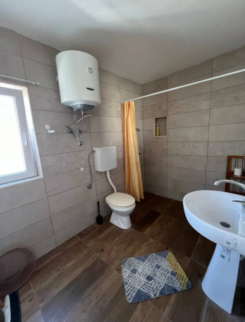 Rent, three bedroom apartment, 270m², Šušanj, Bar