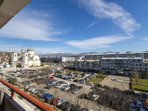 Rent, one bedroom apartment, 94m², Preko Morače, Podgorica - image 8