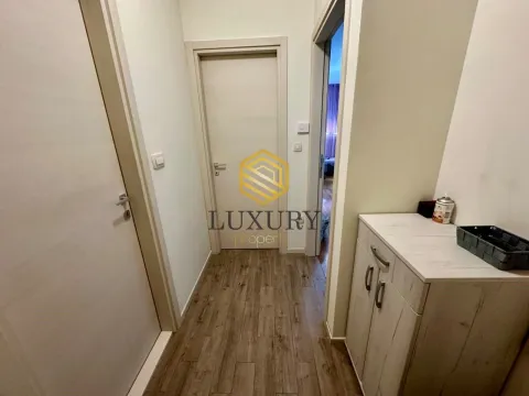 Izdavanje, jednosoban stan, 43m², City Kej, Podgorica - image 3