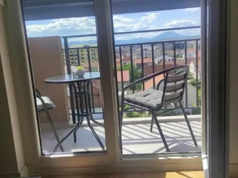 Rent, one bedroom apartment, 42m², Stari Aerodrom, Podgorica - image 13